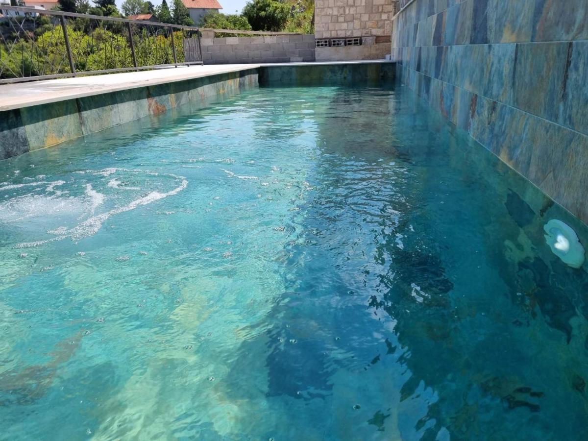 Vila Hercegovka 特雷比涅 外观 照片